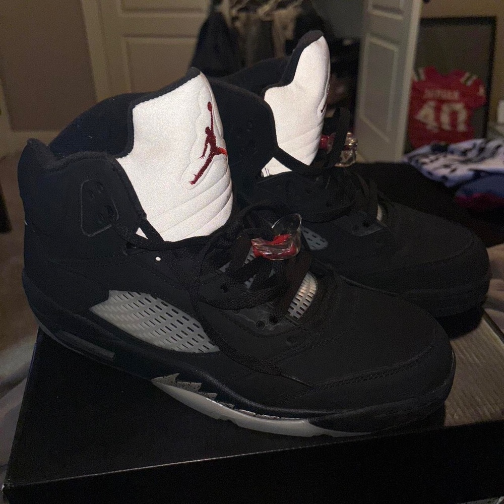 Jordan Men's Black Trainers - Picture 6 of 8